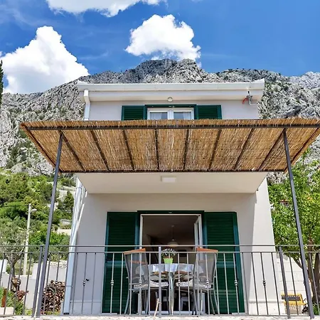 Holiday home Luka Makarska