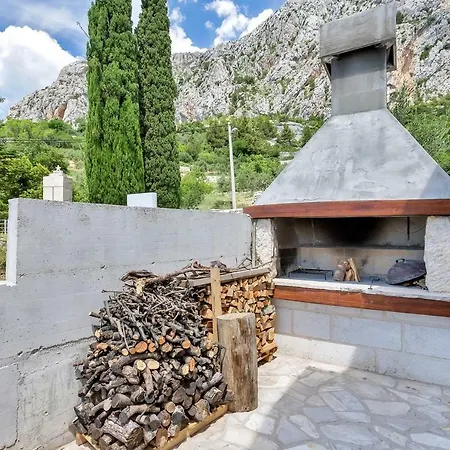 Luka Holiday home *